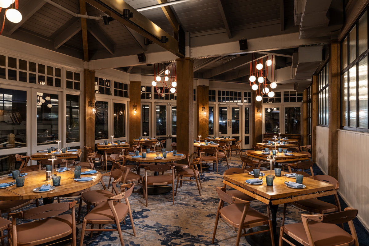 Boatyard restaurant interior dining in Florida